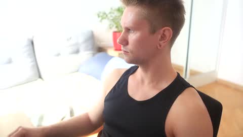 Kev online show from April 21, 7:03 am