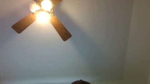 Snapshot of kevinj6969 chatting on November 19, 4:18 pm kevinj6969 online show from November 19, 4:18 pm