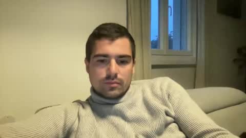 kevinpillobello online show from December 18, 3:18 pm