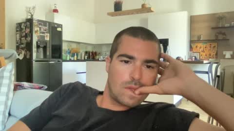 Snapshot of kevinpillobello chatting on July 21, 8:05 am kevinpillobello online show from July 21, 8:05 am