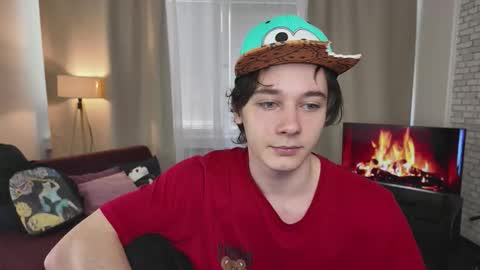 Snapshot of kevinstrike chatting on March 27, 2:39 pm kevinstrike online show from March 27, 2:39 pm