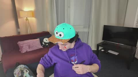 Snapshot of kevinstrike chatting on March 31, 7:36 pm kevinstrike online show from March 31, 7:36 pm