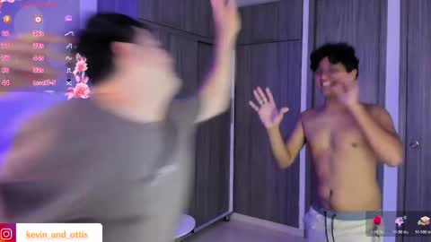 kevin and ottis online show from April 24, 11:40 pm