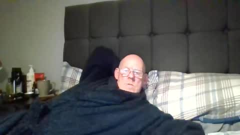 Snapshot of kevlooking4sez chatting on November 16, 1:55 am kevlooking4sez online show from November 16, 1:55 am