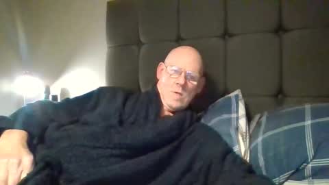 Snapshot of kevlooking4sez chatting on March 3, 1:01 am kevlooking4sez online show from March 3, 1:01 am