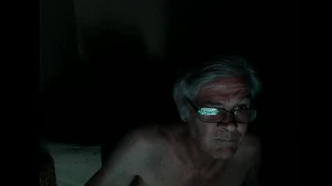 Snapshot of kevwestunder9696 chatting on September 23, 11:46 am kevwestunder9696 online show from September 23, 11:46 am