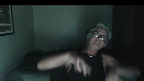 Snapshot of kevwestunder9696 chatting on October 6, 11:18 am kevwestunder9696 online show from October 6, 11:18 am