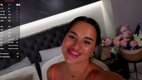 Snapshot of key_of_lust_ chatting on July 10, 1:43 am key_of_lust_ online show from July 10, 1:43 am