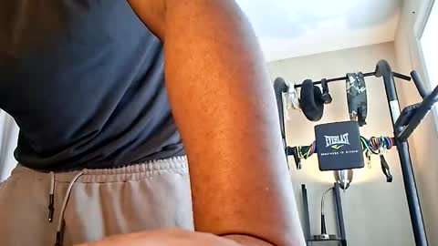 Keybump online show from March 5, 4:25 pm