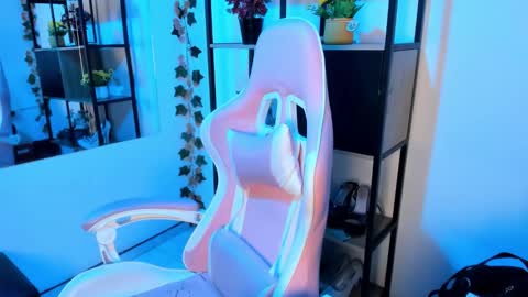 keyla_cutte online show from February 14, 4:20 am