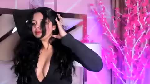 Keyla noa online show from April 21, 11:16 am