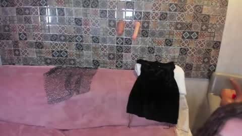 Key   online show from April 22, 6:20 pm