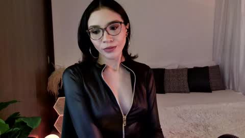 Keyla online show from December 19, 9:49 pm