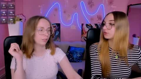 Snapshot of keylas_moan chatting on June 5, 7:19 pm Keylas online show from June 5, 7:19 pm