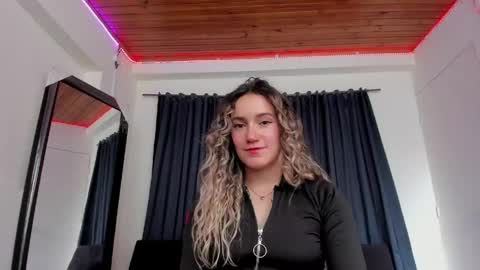 Keyth  online show from April 24, 7:49 pm