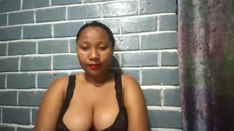 Snapshot of kezia0910 chatting on November 3, 2:13 am kezia0910 online show from November 3, 2:13 am