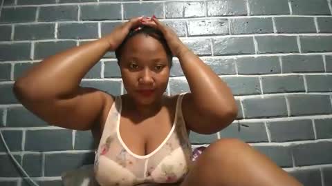 Snapshot of kezia0910 chatting on November 10, 6:01 am kezia0910 online show from November 10, 6:01 am