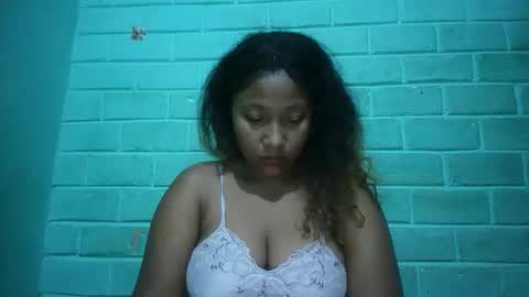 Snapshot of kezia0910 chatting on November 22, 1:59 am kezia0910 online show from November 22, 1:59 am