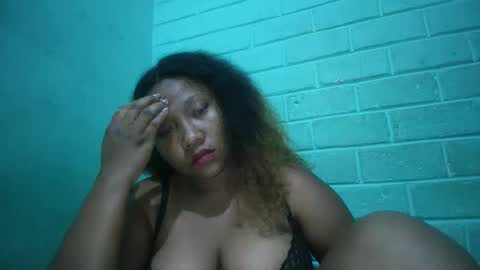 Snapshot of kezia0910 chatting on November 28, 3:25 pm kezia0910 online show from November 28, 3:25 pm