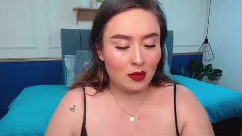 Snapshot of khalia_ chatting on July 2, 6:14 pm K H A I L A online show from July 2, 6:14 pm