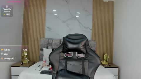 Snapshot of khalifa_fletcher chatting on January 16, 9:19 pm khalifa online show from January 16, 9:19 pm