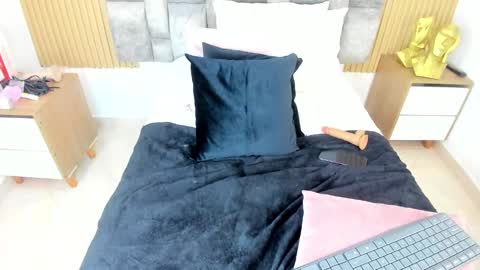 Snapshot of khalifa_fletcher chatting on February 24, 2:08 am khalifa online show from February 24, 2:08 am