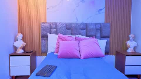 Snapshot of khalifa_fletcher chatting on November 3, 1:29 am khalifa online show from November 3, 1:29 am