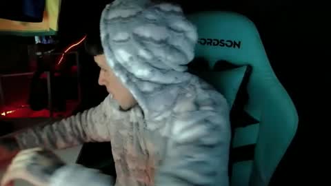 Charles365 online show from February 7, 10:52 am