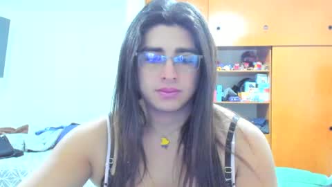 Snapshot of khalifa_gold chatting on September 25, 4:00 pm Khalifa Kasumi online show from September 25, 4:00 pm