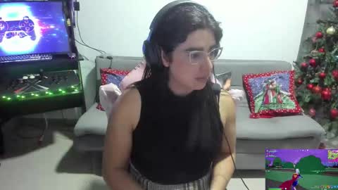 Snapshot of khalifa_gold chatting on November 27, 2:02 am Khalifa Kasumi online show from November 27, 2:02 am