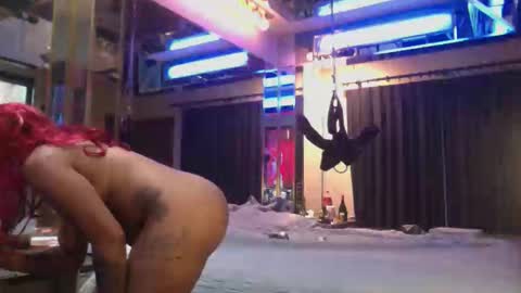 Snapshot of khalifa_wadud chatting on October 16, 11:33 am Diamondglove online show from October 16, 11:33 am