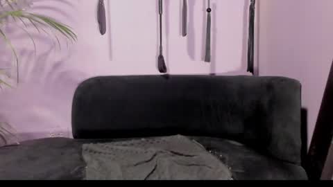 Kathe Hot online show from April 21, 1:42 am