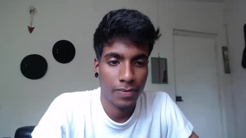 khevinlopezonig online show from December 12, 5:15 pm