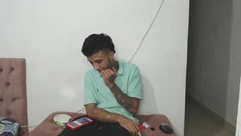 Kevin and Teo  online show from January 15, 9:02 am