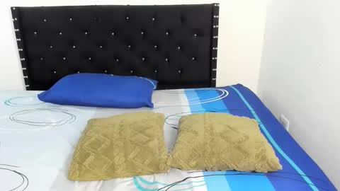 Snapshot of khloe_hot88 chatting on November 24, 11:04 pm khloe_hot88 online show from November 24, 11:04 pm