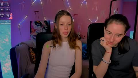 khloebeauty online show from March 31, 7:25 pm