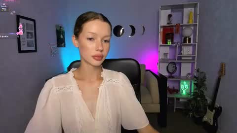 khloebeauty online show from July 21, 5:43 am