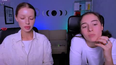 khloebeauty online show from July 25, 7:11 pm