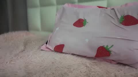 khloe online show from April 16, 1:45 pm