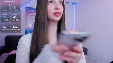 Snapshot of khloeforever chatting on October 21, 8:31 pm khloe online show from October 21, 8:31 pm