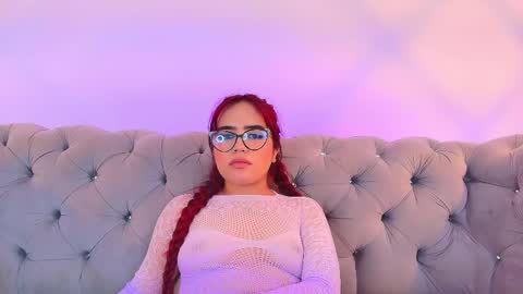 Snapshot of khloejohnson chatting on September 15, 8:25 am khloejohnson online show from September 15, 8:25 am