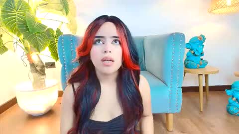 Snapshot of khloejohnson chatting on November 3, 4:03 am khloejohnson online show from November 3, 4:03 am