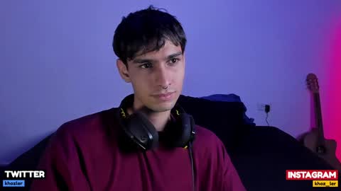 khozler_ online show from January 26, 2:03 am