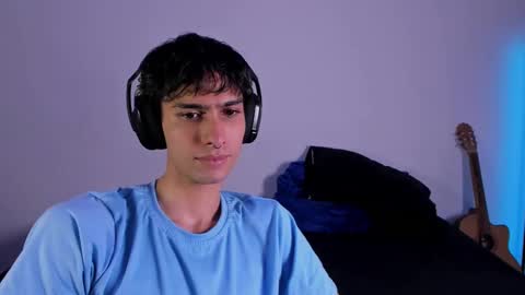 khozler_ online show from February 9, 9:37 am