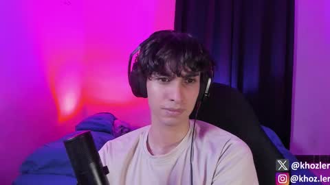 khozler_ online show from November 5, 2:00 am