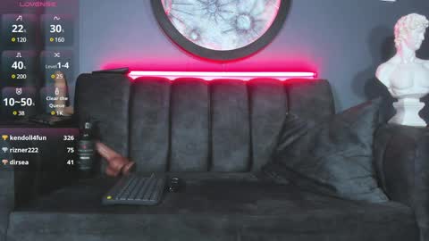 Snapshot of khriss_brown chatting on January 22, 2:04 am Khriss brown online show from January 22, 2:04 am