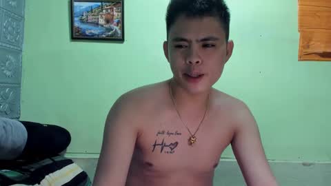 Khylle 27 online show from December 9, 10:43 am