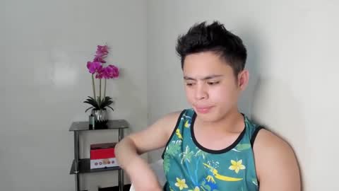 Khylle 27 online show from March 10, 6:05 am