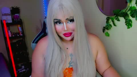 kiacum4u online show from April 18, 9:26 pm