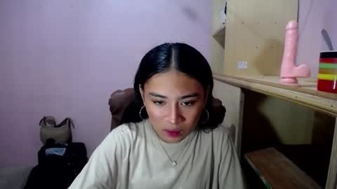 Kiana online show from October 25, 2:56 pm